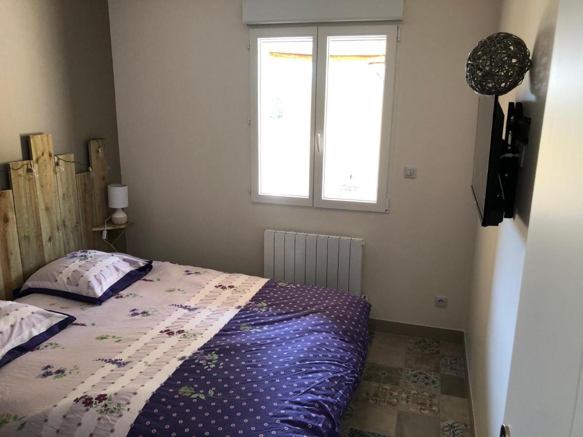 Holiday home Piscine Interieure31degres Zoo La Fleche24h Du Mans Clermont-Creans